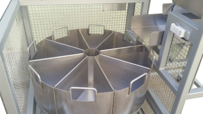 Containers of Rotary Sample Divider