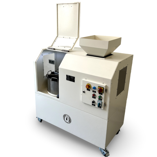 Rotary sample divider 8x4liter cover open
